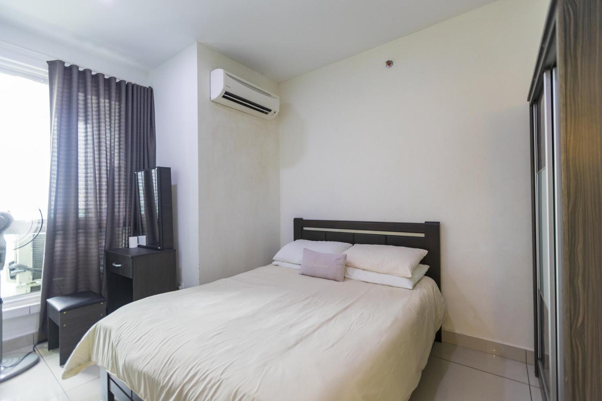 Sky Suites George Town Eksteriør billede