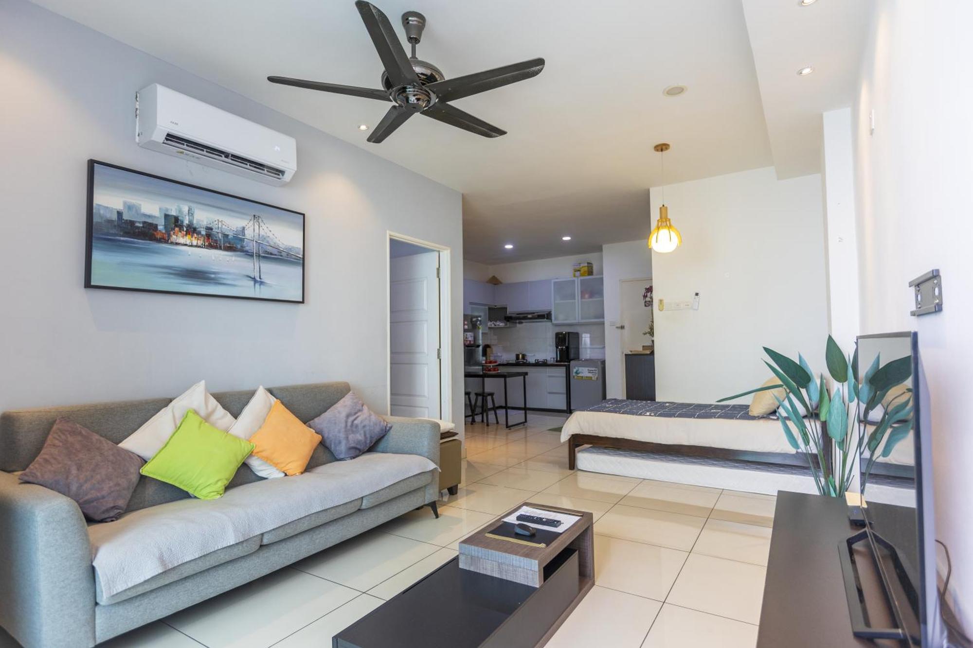 Sky Suites George Town Eksteriør billede