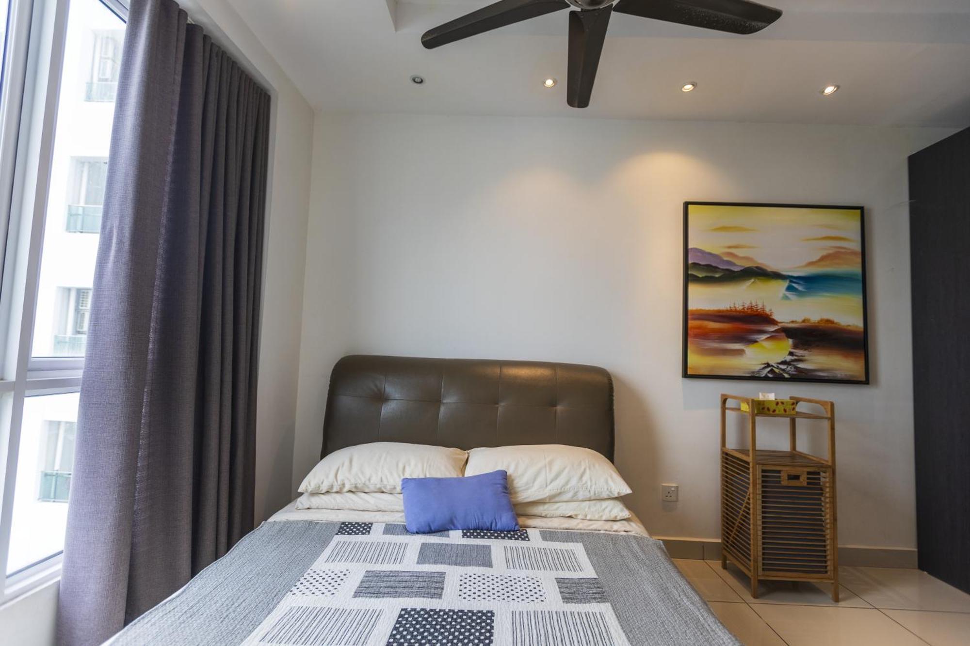Sky Suites George Town Eksteriør billede